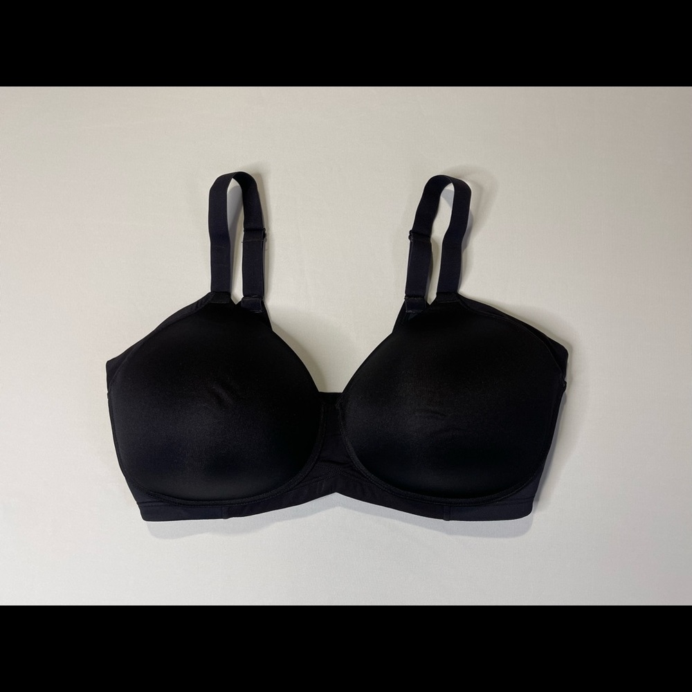 Vanity Fair Beauty Back Extended Side and Back Smoother Bra.
